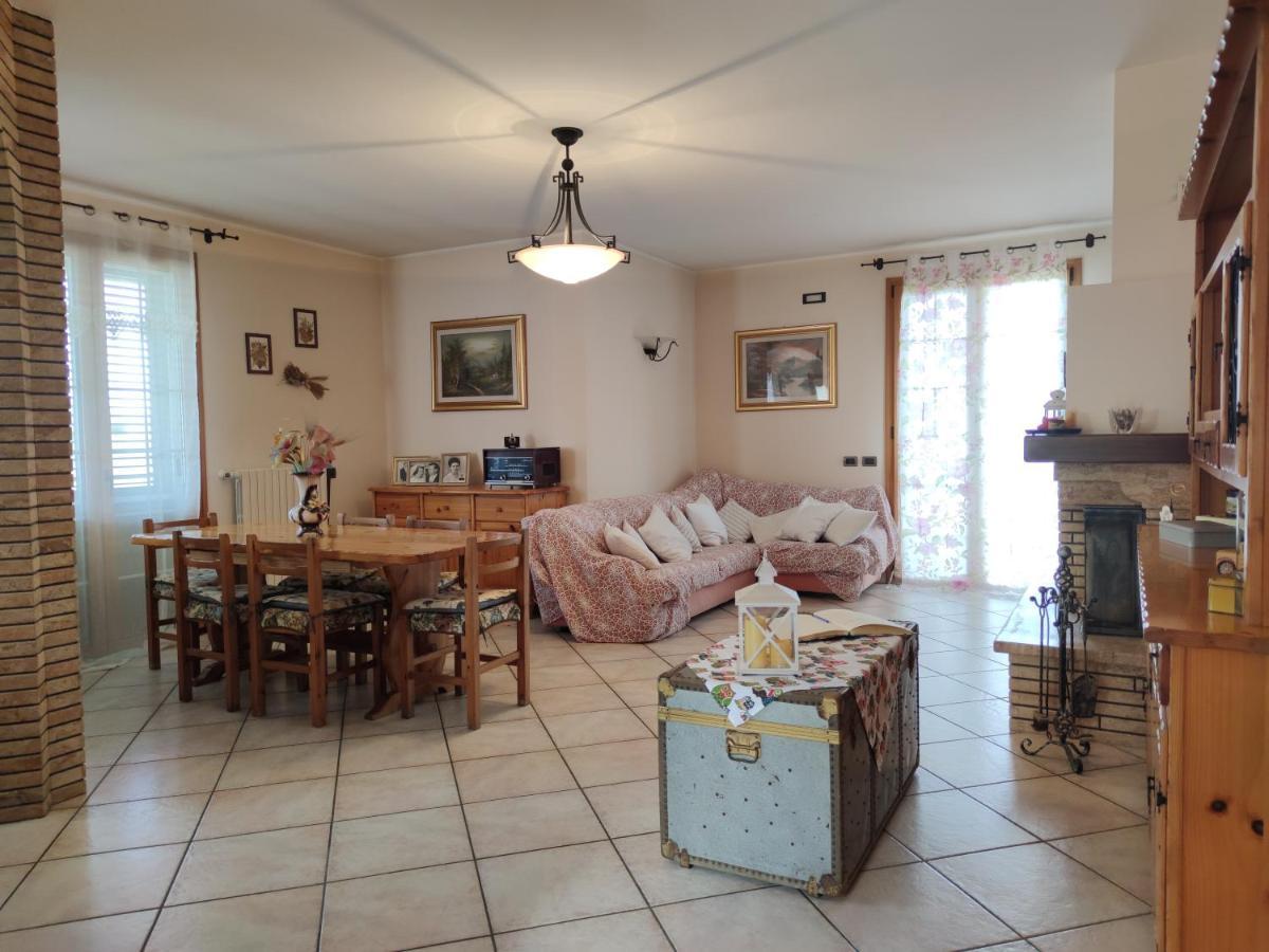 Апартаменты Relax In Collina A Due Passi Dal Mare Torriana Экстерьер фото